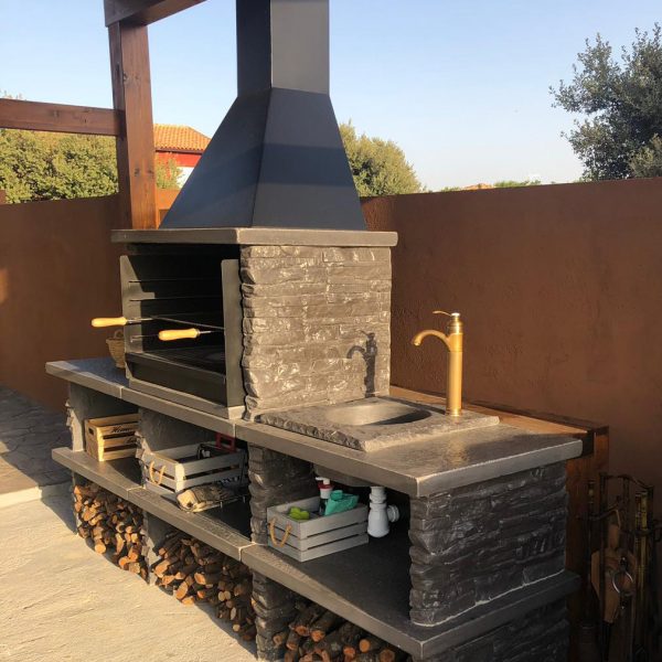 Barbacoa Pirineos con grifo